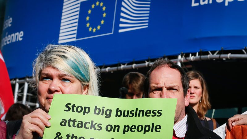 Débats sur l’utilisation des subventions européennes par les ONG