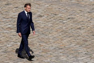 La France en crise : Macron et son régime sont en déclin